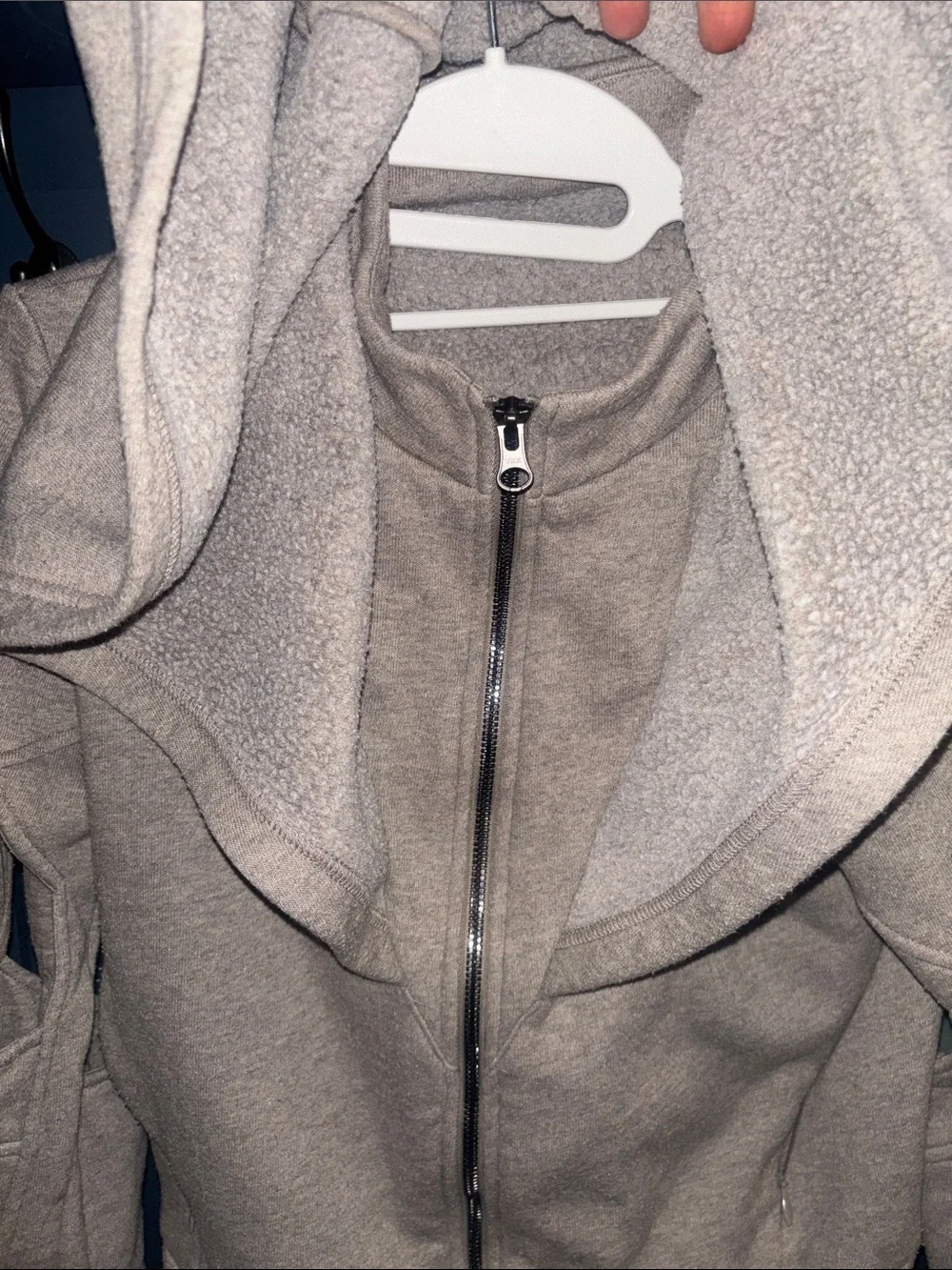 Women’s ALO Yoga Taupe Hooded Zip Jacket with Arm Cutouts